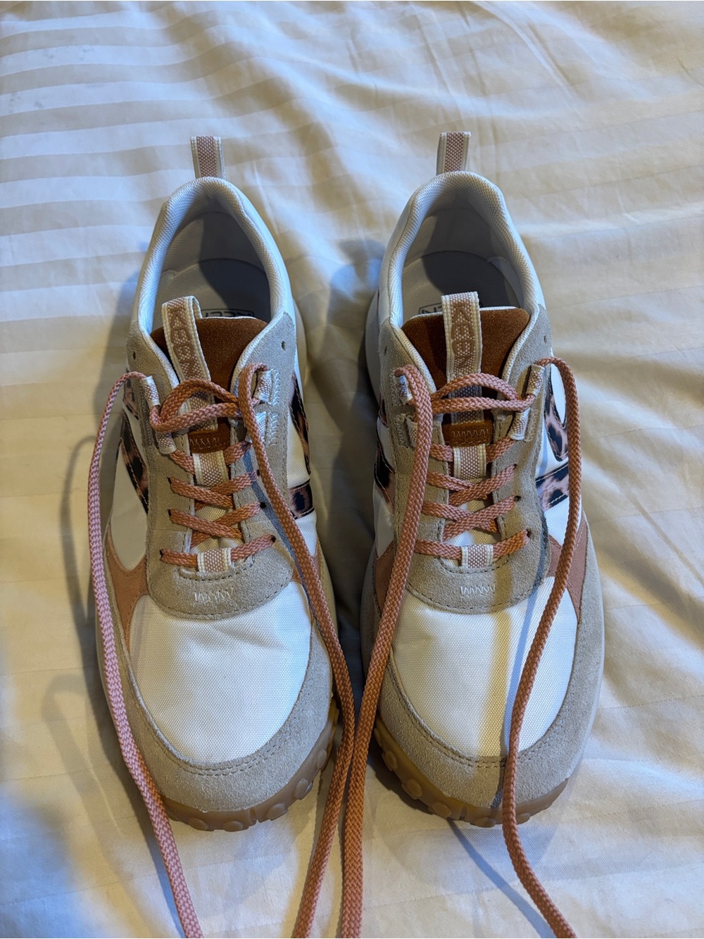 Keen KS86 casual sneaker with leopard print K. Worn twice sz41w - Picture 3 of 6